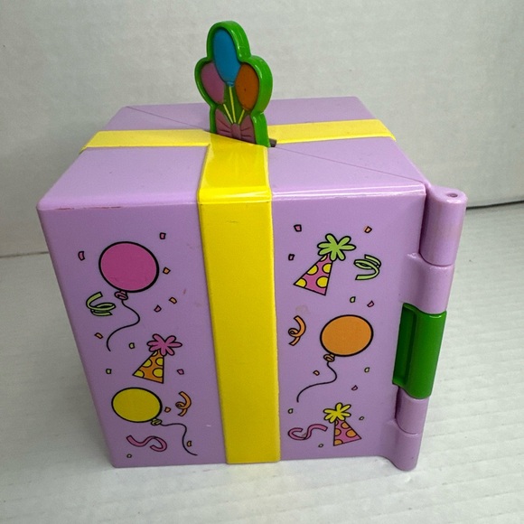 2003 Mattel Dora the Explorer toy figure or cake topper plastic Birthday box - Picture 13 of 15